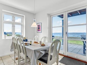 23746111-Ferienhaus-6-Tranekær-300x225-4