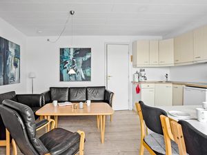 23729728-Ferienhaus-4-Tranekær-300x225-3