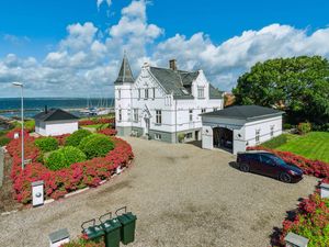 Ferienhaus für 8 Personen (290 m²) in Tranekær