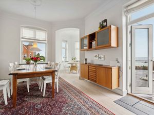 24056618-Ferienhaus-8-Tranekær-300x225-4