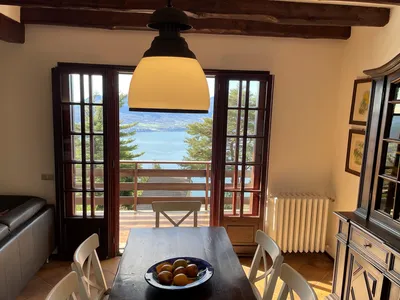 DiningRoom DiningRoom