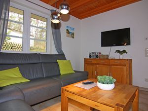 23291447-Ferienhaus-8-Trassenheide (Ostseebad)-300x225-3