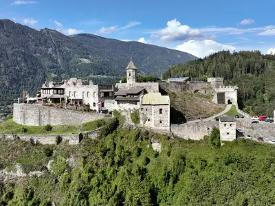 Villach_-_Burg_Landskron_(a)