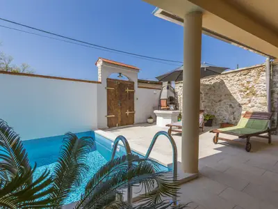 Ferienhaus für 8 Personen (101 m²) in Tribalj 4/10