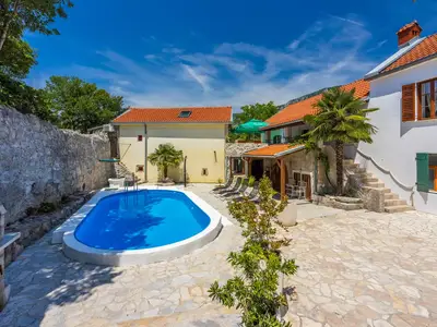 Ferienhaus für 10 Personen (280 m²) in Tribalj 8/10