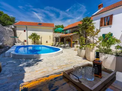 Ferienhaus für 10 Personen (280 m²) in Tribalj 10/10