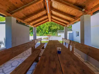 Ferienhaus für 10 Personen (260 m²) in Tribalj 2/10