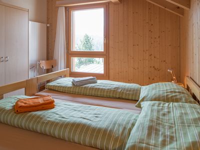 2.Schlafzimmer mit Doppelbett