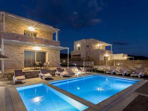 22136865-Ferienhaus-8-Triopetra-300x225-3