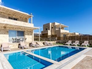 22136865-Ferienhaus-8-Triopetra-300x225-1