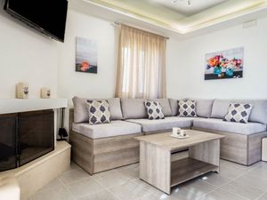 Ferienhaus für 8 Personen (80 m²) in Triopetra