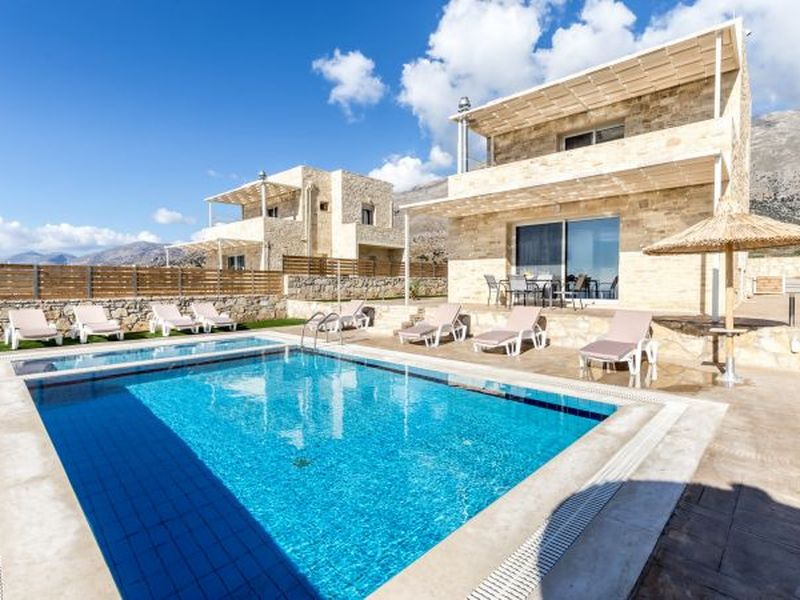 22136749-Ferienhaus-8-Triopetra-800x600-1