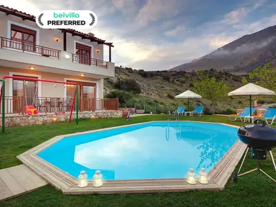 PoolOfHouse