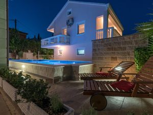 Ferienhaus für 9 Personen (170 m&sup2;) in Trogir