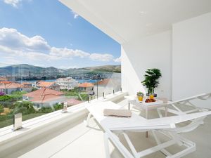 Ferienhaus für 10 Personen (400 m²) in Trogir