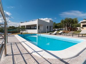 Ferienhaus für 11 Personen (145 m²) in Trogir