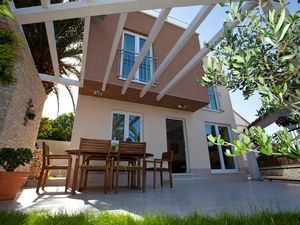 Ferienhaus für 6 Personen (100 m²) in Trogir