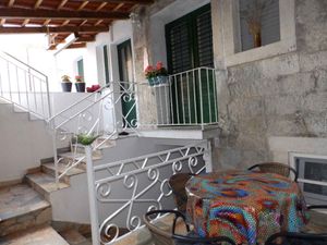 24031053-Ferienhaus-5-Trogir-300x225-4