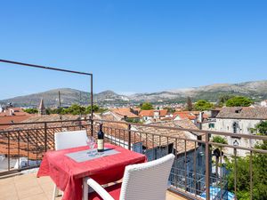 Ferienhaus für 8 Personen (222 m²) in Trogir