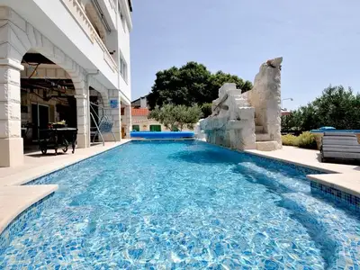 Ferienhaus für 8 Personen in Trogir 9/10