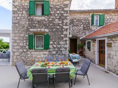 Ferienhaus für 6 Personen in Trogir 1/10
