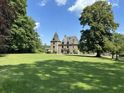 Außenseite Ferienhaus [Sommer]
