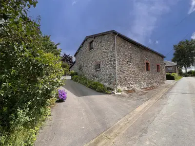 Außenseite Ferienhaus [Sommer]