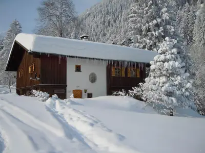 Hausansicht Winter