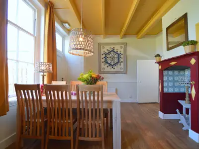 DiningRoom