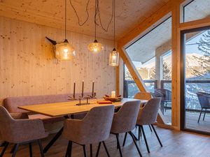 24052811-Ferienhaus-8-Turrach-300x225-2