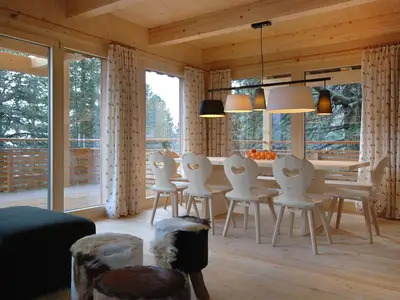 DiningRoom