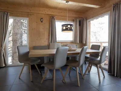 DiningRoom