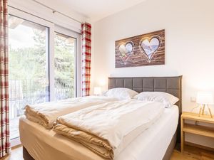 23891827-Ferienhaus-8-Turracherhöhe-300x225-4