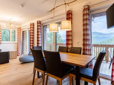 DiningRoom