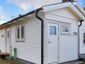 23294551-Ferienhaus-6-Tvååker-300x225-2