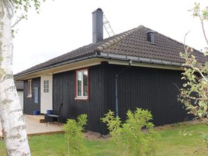 23496546-Ferienhaus-4-Tvååker-300x225-5