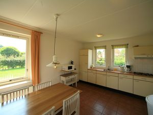 19354944-Ferienhaus-6-Tynaarlo-300x225-4