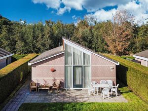 23737933-Ferienhaus-6-Tzummarum-300x225-0