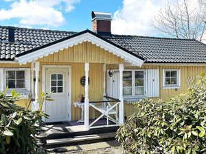 24023340-Ferienhaus-4-Uddevalla-300x225-1