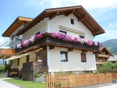 Ferienhaus für 8 Personen (100 m²) in Uderns 2/10