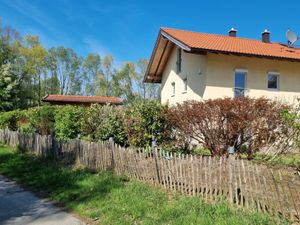 23996038-Ferienhaus-2-Übersee-300x225-1