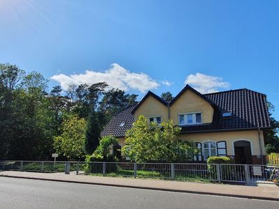 Außenansicht des Gebäudes. Ansicht des Hauses