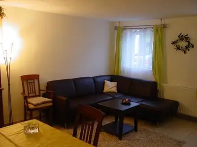 Wohnzimmer i. Sommer angenehm kühl
