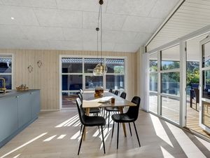 23756332-Ferienhaus-8-Ulfborg-300x225-5