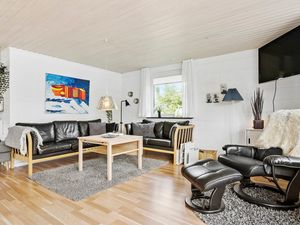 23745085-Ferienhaus-6-Ulfborg-300x225-2