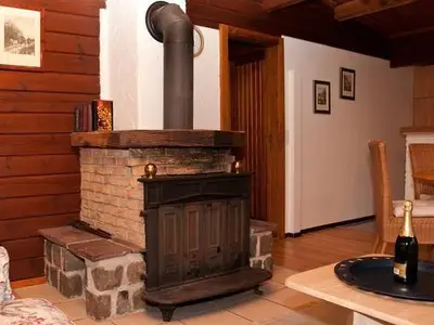Ihr offener Kamin sorgt für Behaglichkeit