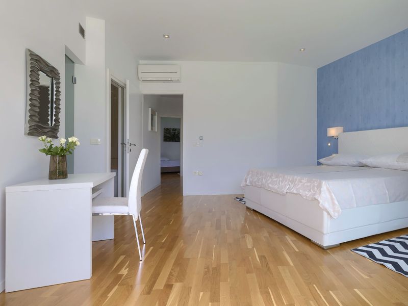 23842234-Ferienhaus-6-Umag-800x600-2