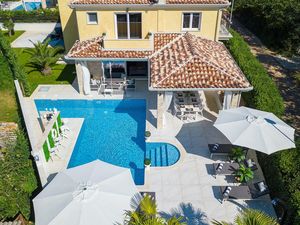 23949850-Ferienhaus-8-Umag-300x225-5