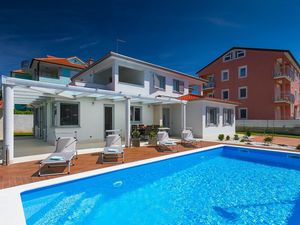 23949031-Ferienhaus-7-Umag-300x225-2