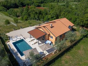 23949661-Ferienhaus-7-Umag-300x225-2